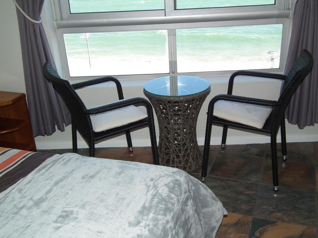 Groenewald Seaview Units Apartment Странд Екстериор снимка